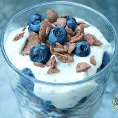 Przepis na Niezwykłe płatki śniadaniowe z jogurtem