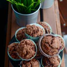 Przepis na Czekoladowe muffinki ze śliwkami