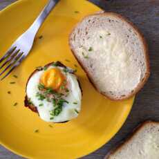 Przepis na Jajka zapiekane w szynce