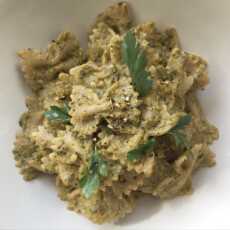 Przepis na Pesto z pietruszki (do makaronu, pity, kanapek)