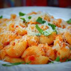 Przepis na Sos pomidorowo-paprykowy do makaronu