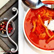 Przepis na Zupa gulaszowa z pomidorów