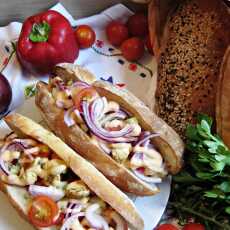 Przepis na Hot – dogi z kurczakiem marynowanym w białym pieprzu i chilli