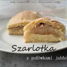 Przepis na Szarlotka z połówkami jabłek i lukrem ( krok po kroku)