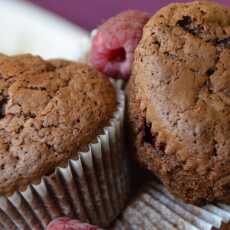 Przepis na Muffinki brownie z malinami