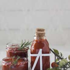 Przepis na Domowy ketchup z ziołami 