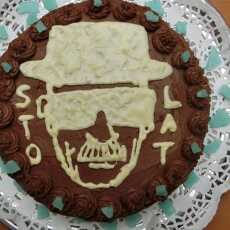 Przepis na Breaking bad na słodko, czyli czekoladowy tort urodzinowy z Heisenbergiem