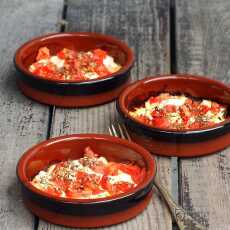Przepis na Feta pieczona z pomidorami