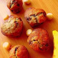 Przepis na Bananowe muffinki z orzechami macadamia