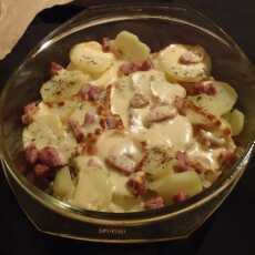 Przepis na Polish smoked cheese potato casserole