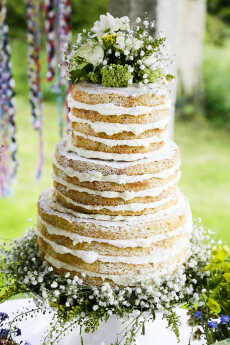 Przepis na 16 boskich „naked cake”