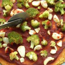 Przepis na Pizza z kaszy gryczanej na marchewkowym spodzie