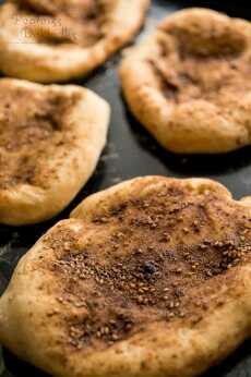 Przepis na Manakeesh – arabskie chlebki
