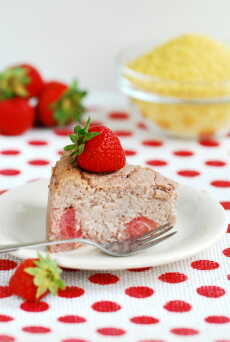 Przepis na Truskawkowy „sernik” jaglany, badania genetyczne i nietolerancja laktozy / Strawberry millet „cheesecake”