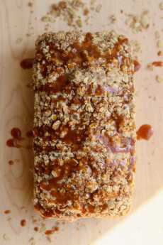 Przepis na Gluten-free Banana Bread with salted caramel