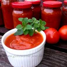 Przepis na Keczup z pomidorów i cukinii