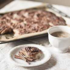 Przepis na BAKING :: Cardamom and cinnamon buns with nuts and rye flour