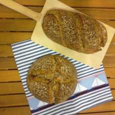 Przepis na Chleb z siemieniem lnianym i namoczonym czerstwym chlebem
