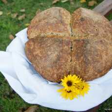 Przepis na Chleb pszenno - żytni z całymi ziarnami żyta
