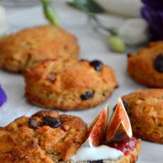 Przepis na Scones z prażonym jabłkiem i żurawiną 