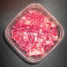 Przepis na Surówka z kapusty pekińskiej, buraka i ogórka (35 kcal w 100 g)