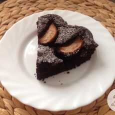 Przepis na Wegańskie ciasto czekoladowe z gruszkami i winem 