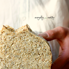 Przepis na Orkiszowy chleb z ziarnami
