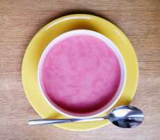 Przepis na Zupa na rozgrzewkę- zupa jarzynowa z burakami
