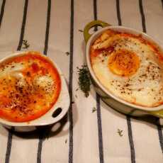 Przepis na Mini lazanie z kiełbasą słoikową i jajkiem