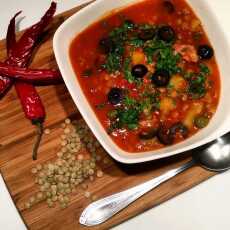 Przepis na Czerwona zupa z soczewicy z mięsem golonki