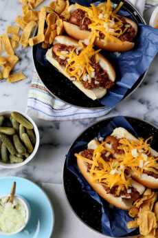 Przepis na Chili Cheese Dogs