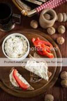 Przepis na Pasta serowo-orzechowa