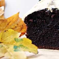 Przepis na Mocno czekoladowe ciasto z polewą z masła orzechowego