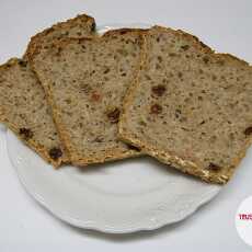 Przepis na Chleb mieszany na drożdżach z kminkiem i rodzynkami 