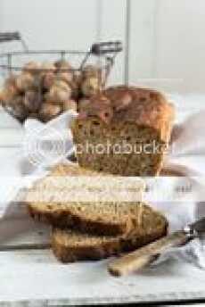 Przepis na Fiński chleb awaryjny z orzechami (Hätäleipä)