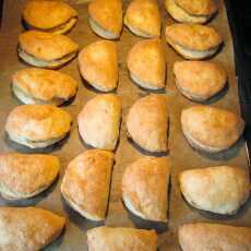 Przepis na Pieczone pierożki z soczewicą
