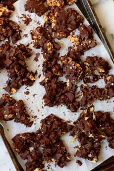 Przepis na Chocolate Almond Ginger Bark