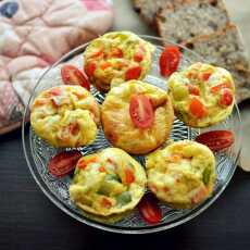 Przepis na Śniadanie idealne - muffiny jajeczne.