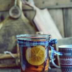 Przepis na Pomarańcze w syropie winno korzennym... do herbaty