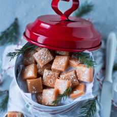 Przepis na Fleur de sel caramels - Pyszne karmelki z wanilią i solą