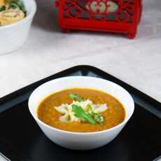 Przepis na Słodko-pikantny krem z czerwonej soczewicy z curry