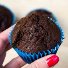 Przepis na Muffiny potrójnie czekoladowe.