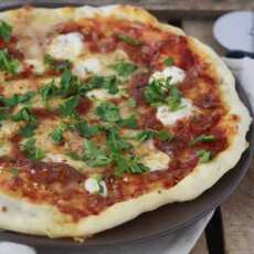 Przepis na Pizza jak z pizzeri z tureckimi dodatkami