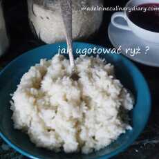 Przepis na Jak ugotować ryż długoziarnisty ?, jak można nadać zwykłemu ryżowi aromat?, co zrobić, żeby ryż się nie kleił?