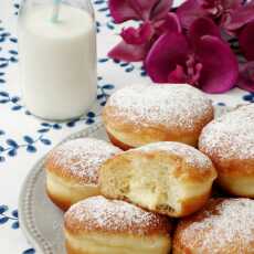 Przepis na Pączki z maślanym kremem budyniowym