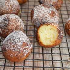 Przepis na Pączki (racuchy) z twarogu. Pączki serowe.