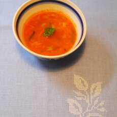 Przepis na Zupa pomidorowa z soczewicą