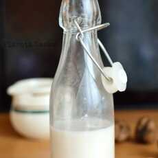 Przepis na Jak zrobić mleko z orzechów włoskich? Krok po kroku