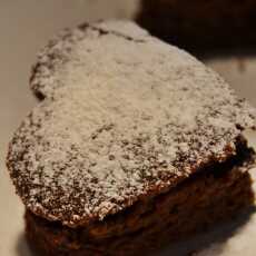 Przepis na Ciasto czekoladowe z malinową maślanką