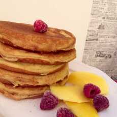 Przepis na Kokosowe pancakes z bananem (bez glutenu, mleka, cukru)